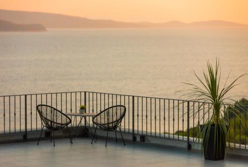 Villa Kruna with breathtaking view in Murvica
