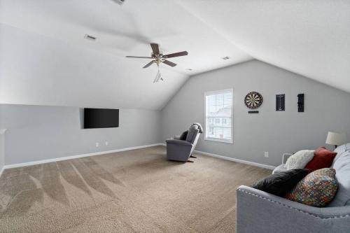 Patrick Place Retreat- Centrally Located - image 4