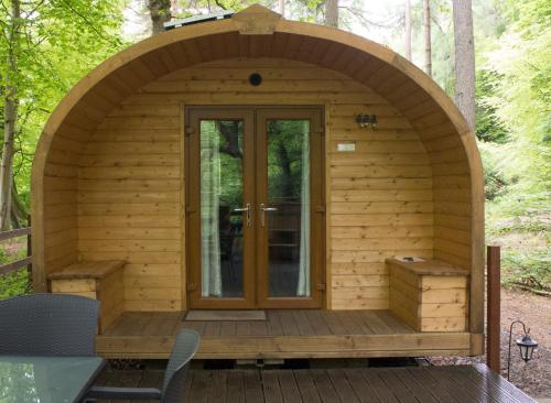 Broomhills Farm River Eco Pods