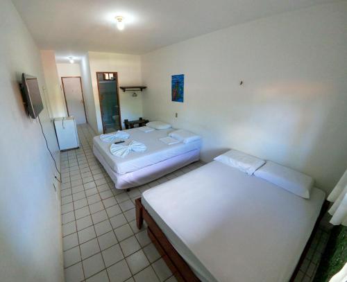 2 double beds