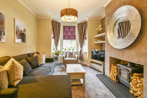 Holly House 3 Bedroom House gîte à louer Fulford Mediumwave Transmitter, Mast South