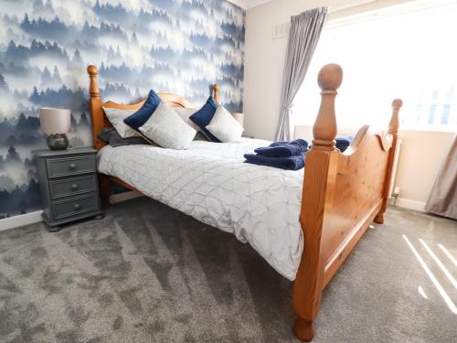 2 Pine Grove 2 Pine Grove