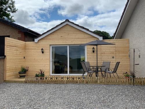 TomaX Garden Cabin