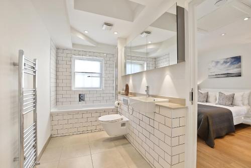 Berwick Street by Q Apartments - image 4