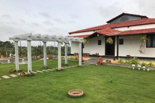 Syna Farms Heritage