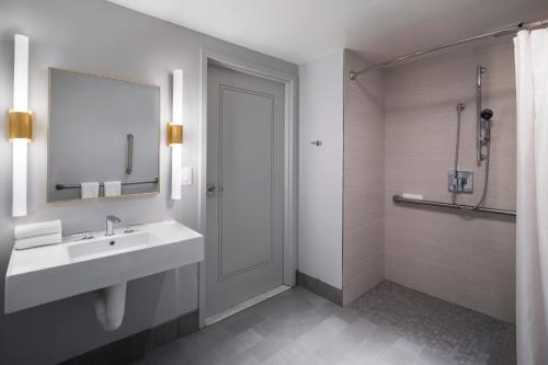 Hotel Midtown Atlanta - image 9