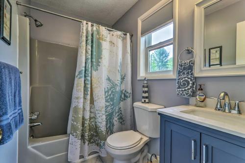 Sweet Retreat Poconos Getaway with Game Room! - main image