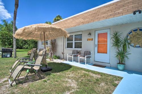 The Tiki Hut - a Dog-Friendly Cocoa Beach Condo! 