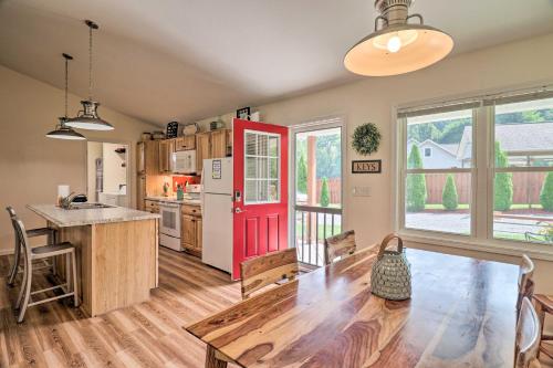 Updated Cottage at Lake Junaluska Golf Course - image 4