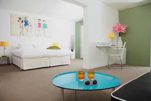 Double room, privilege