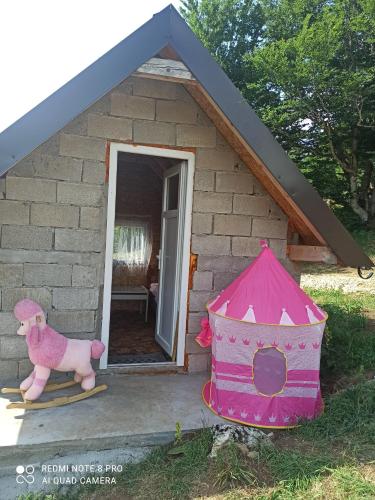 Katun Ljeljenak in Pluzine