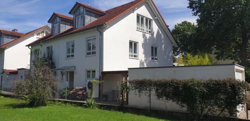 Ferienhaus Marina 2.3km von Eimeldingen entfernt
