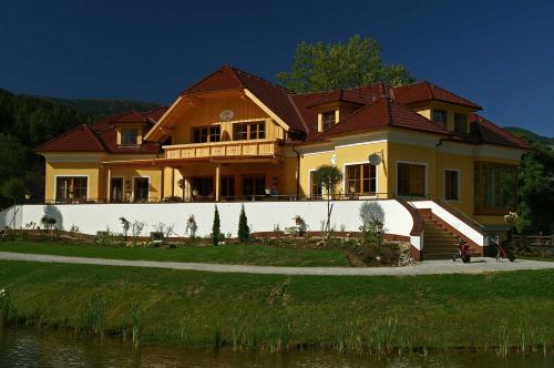 Bejárat, Pension Zechnerhof in St. Georgen Ob Murau