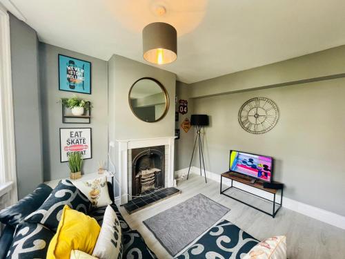 FUNKY 3BEDROOM HOUSE NEXT TO BRIGHTON STATION cottage the bloomsbury