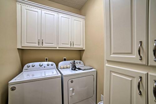 Modern Columbus Home 5 Mi to Historic Main St - image 3