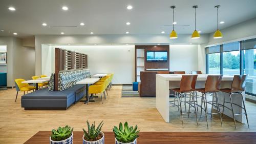 MainStay Suites Carlisle - Harrisburg - 식음료(F&B)