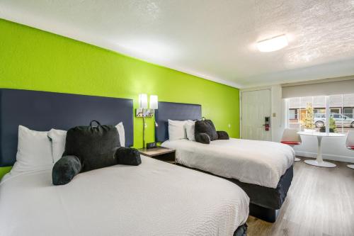 Signature Inn Eugene - image 14