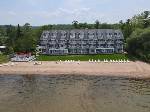 203 North Shore Inn - image 30