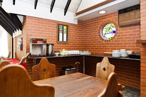 อาหารและเครื่องดื่ม, Gardenview in วางกาแรตต้า