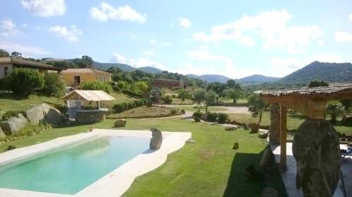Piscine, La Quercia della Gallura in Scalea