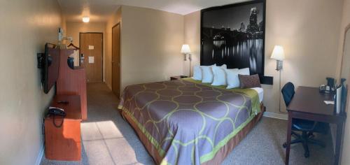 Rodeway Inn Chisago City Photo 15