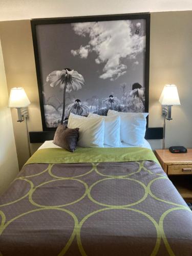 Rodeway Inn Chisago City Photo 46