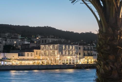Klimis Hotel - image 8