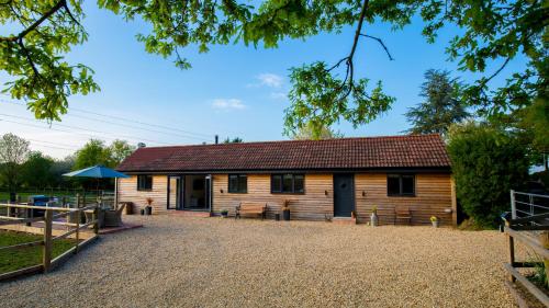 Oak Tree Barn near Bath in Wiltshire - New Listing gîte à louer Berkley
