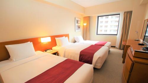Standard Twin Room with Extra Bed - Smoking