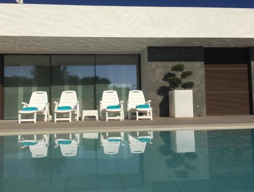 Very beautiful modern 2-Bed Apartment in Javea in กัปซาเดส