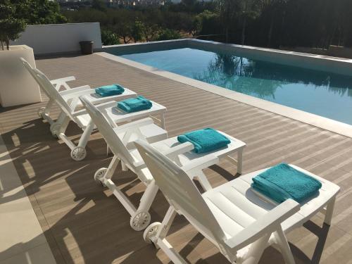 Very beautiful modern 2-Bed Apartment in Javea in กัปซาเดส