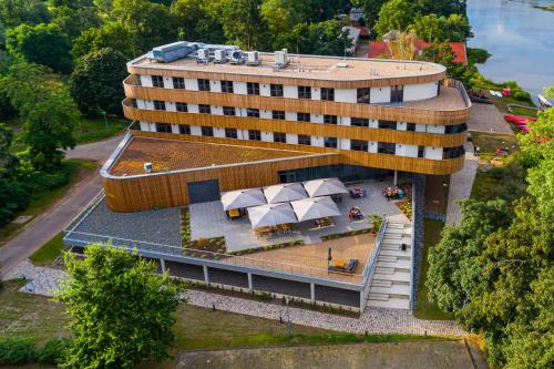 Das ELB Boardinghouse Hotel Restaurant 9.1km von Vogelsang entfernt