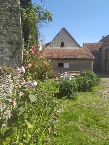 Charmant gîte Les coquelicots - Parc du Morvan Auxois gîte à louer Sauvigny-le-Beuréal