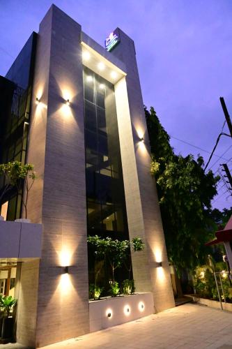 The Eden – Indore, OH