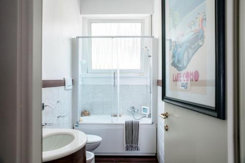 One-Bedroom Apartment image 10