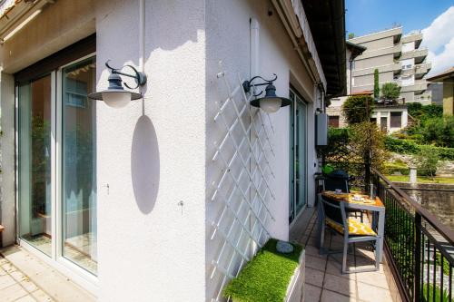 One-Bedroom Apartment image 5