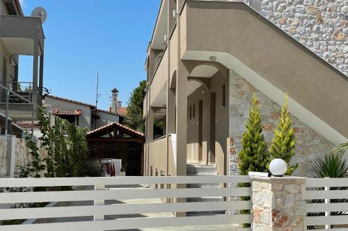  Royals Apartments 2 in Nikiti