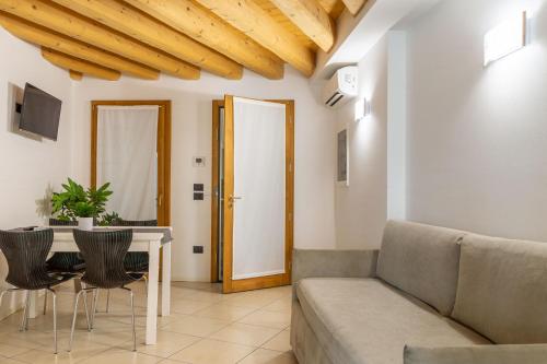 Residence Garibaldi - Accommodation - Trieste