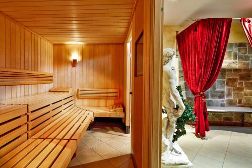 스파, Hotel Barbarahof 4 stars Superior Adults Only "soft" from 10 years Summercard included in 카프룬