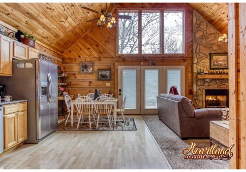 DAY DREAMER – Sevierville, TN