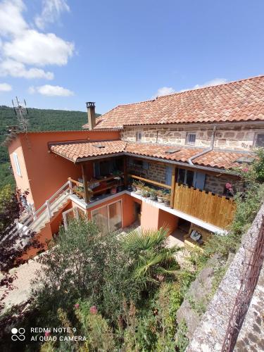 Maison de campagne tout confort, bol d'air frais - Saint-Beauzély