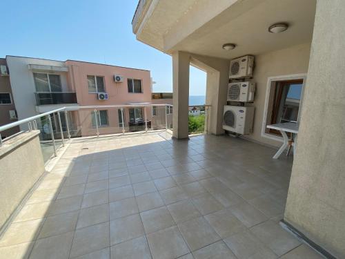 Erkély/terasz, Beautiful Sun Village with sea view in Byala