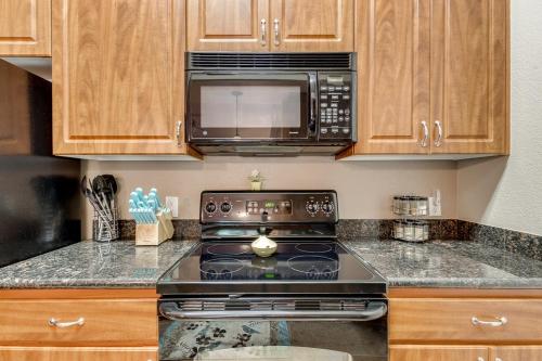 Southern #2055 condo - image 6