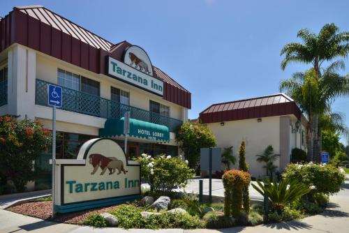 Tarzana Inn - image 8