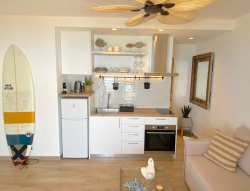 Corfu, Glyfada, Sea la vie apartment