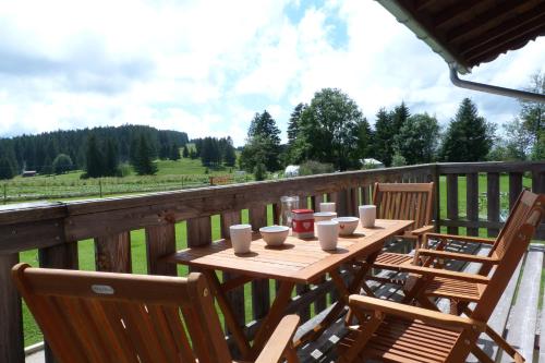 LA GRANGE DE HAUTE-JOUX in ดิโวน เล บาน