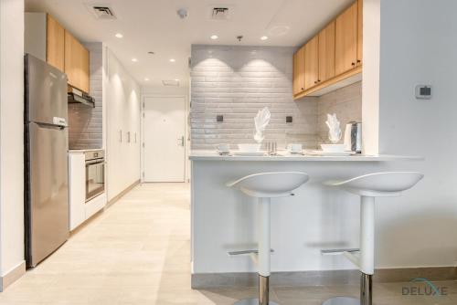 Beautiful Studio in Business Bay by Deluxe Holiday Homes
