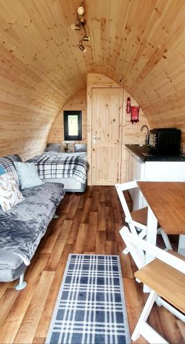 The Pod at Hollingwell House - Glamping NC500 Edderton