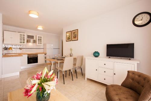 Apartment Laura Playa la Arena 2