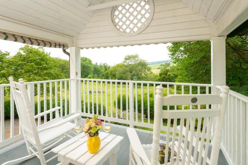 King Suite with Balcony